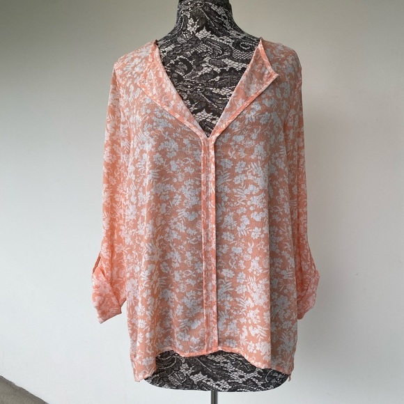 bobeau Tops - Floral Peach Blouse by Bobeau size 1X